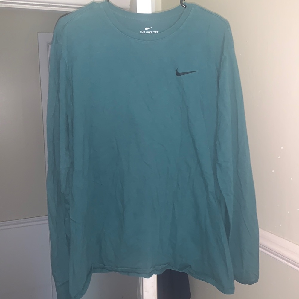 nike long sleeve